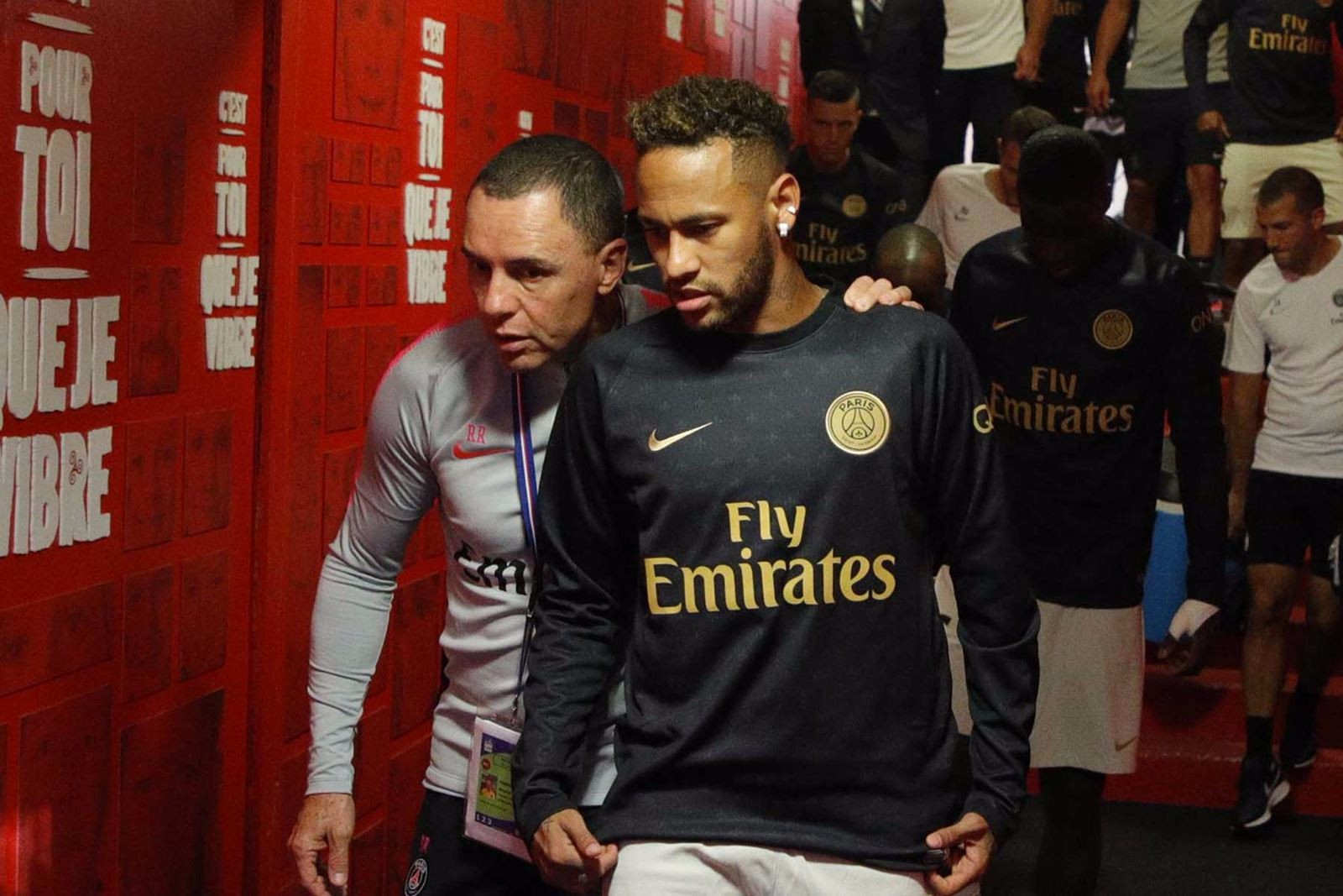 高档科技画册设计欣赏